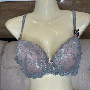 X:  NWT Rene Rofe Lacy Push-up Bra Gray Sz 36C